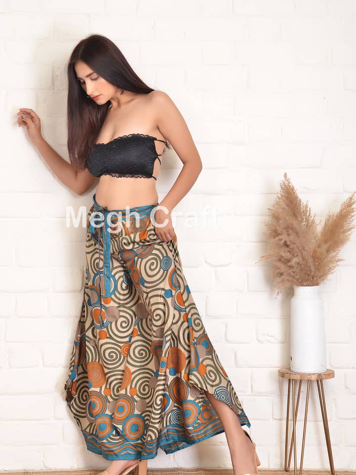 Meghcraft - Wholesale Pants - Women's - Upcycled Silk Trouser- Zigzag cut Palazzo Pant3