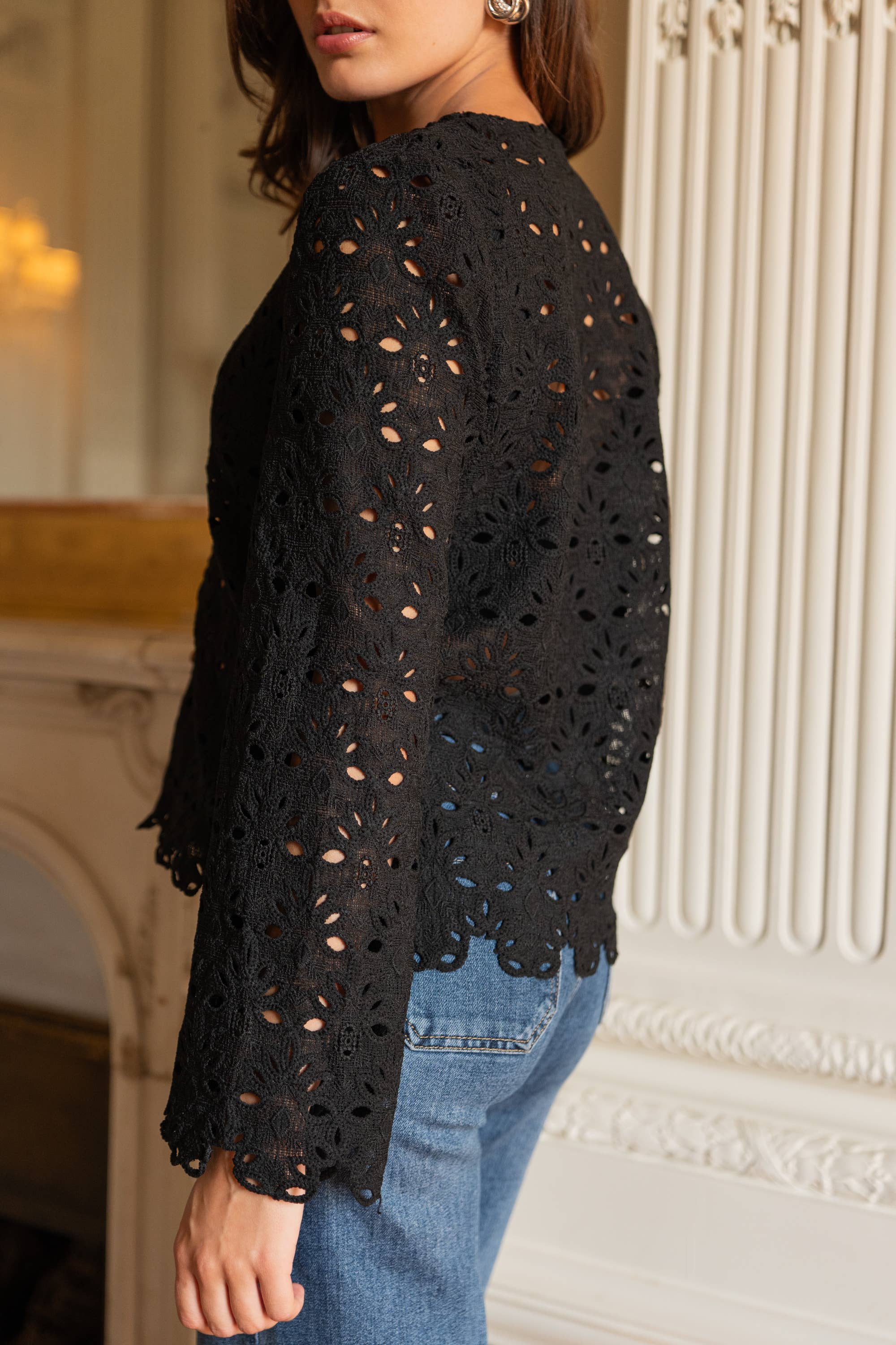 CHOKLATE PARIS - Wholesale Jacket - Women's - Claire blouse in English embroidery - 810616