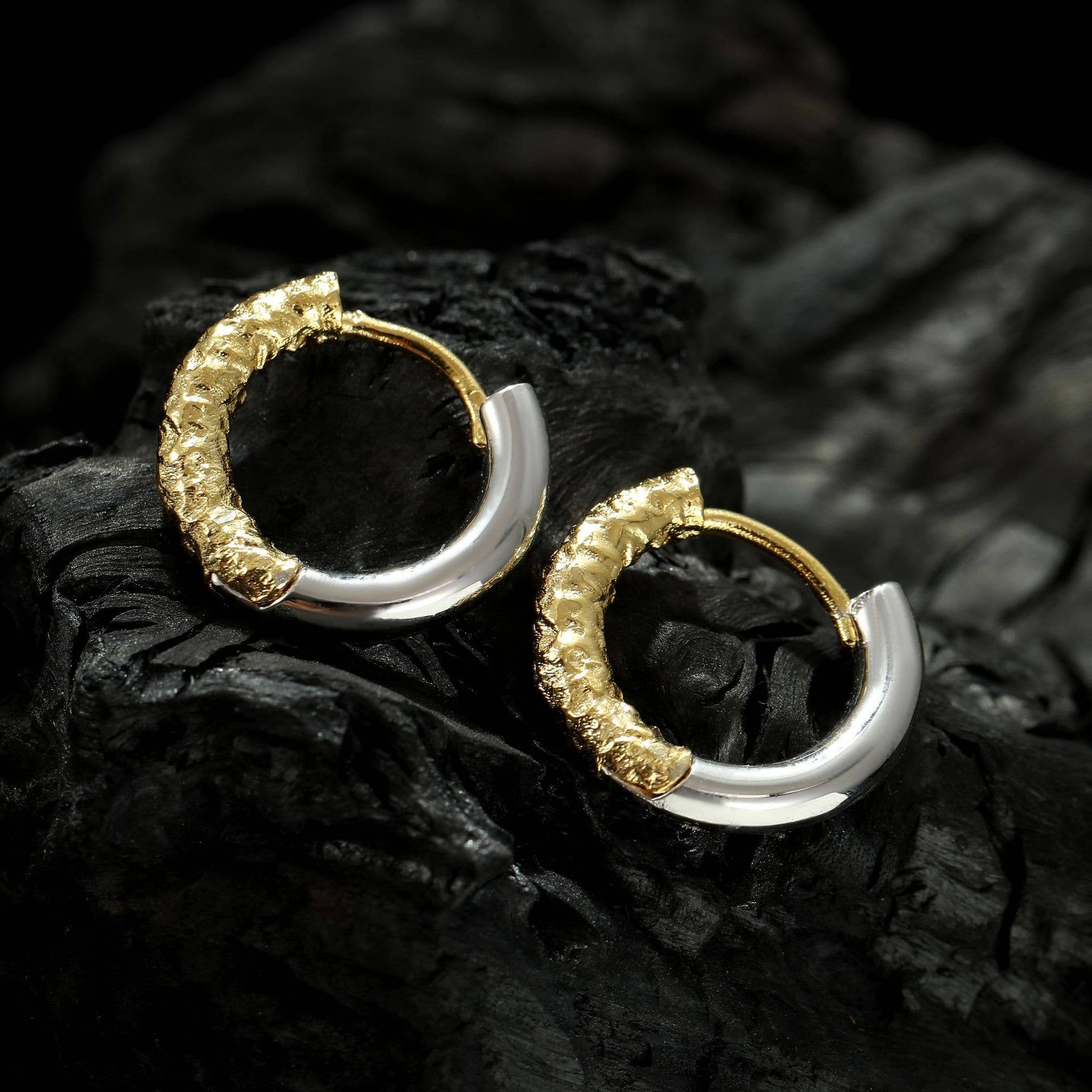 PARAGON CAT – Brincos de argola por atacado – Brincos de textura irregular em bloco dourado e prata 9252