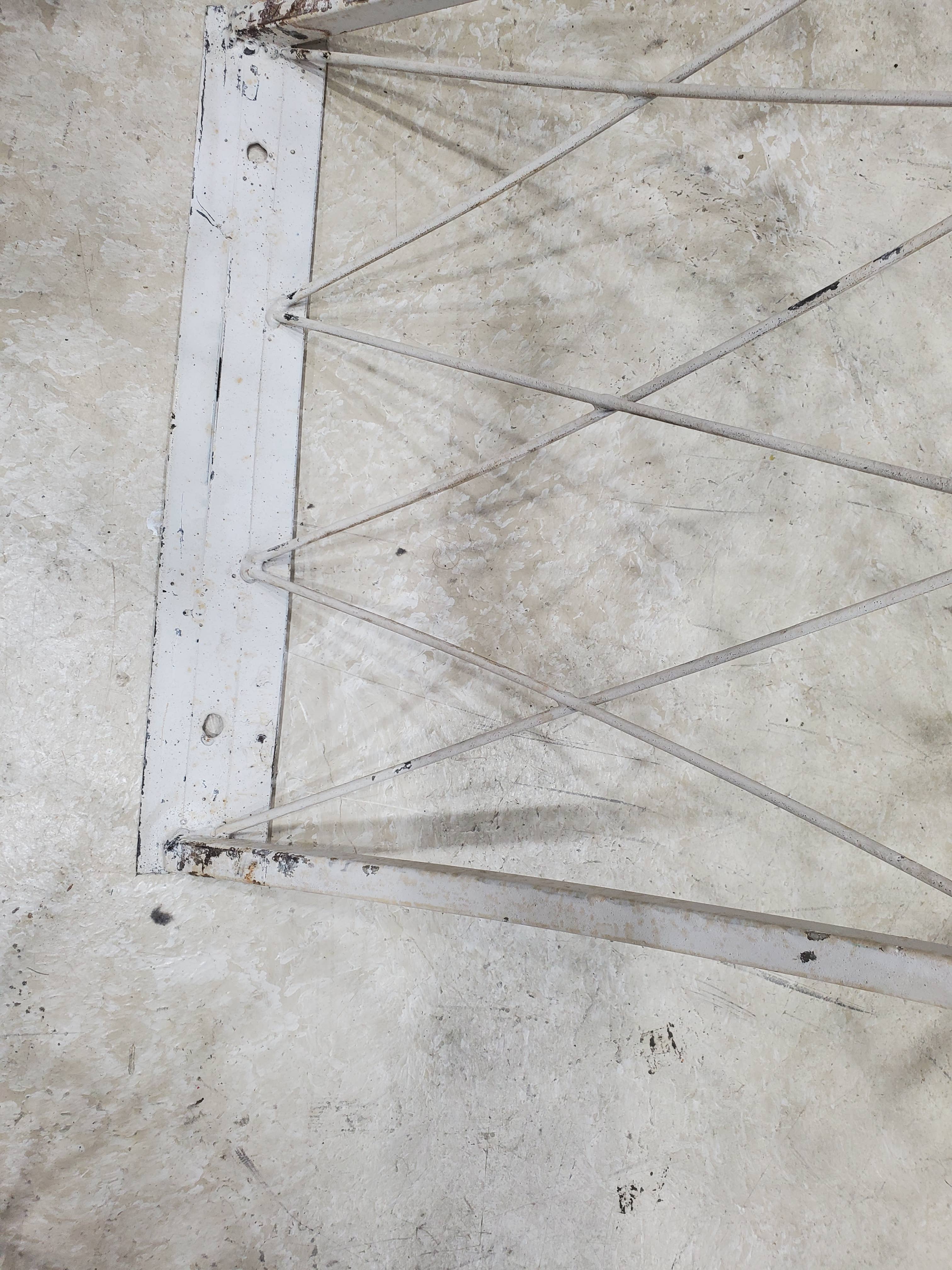 Garden Iron And More - Wholesale Outdoor Ornament/Decor - Round Like Metal Circle Arbor Iron Comes Apart No Bolts6