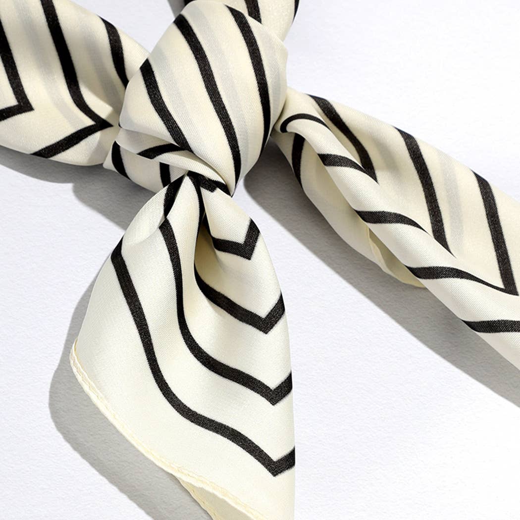 BK/PESO Lenço macio com estampa rosa acetinada leve  para venda a revendedores na Faire6