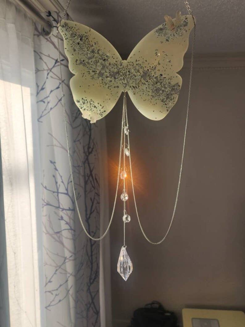 Grey Stone boutique - Wholesale Suncatcher - Handmade Butterfly Crystal Suncatcher, Rainbow Maker8