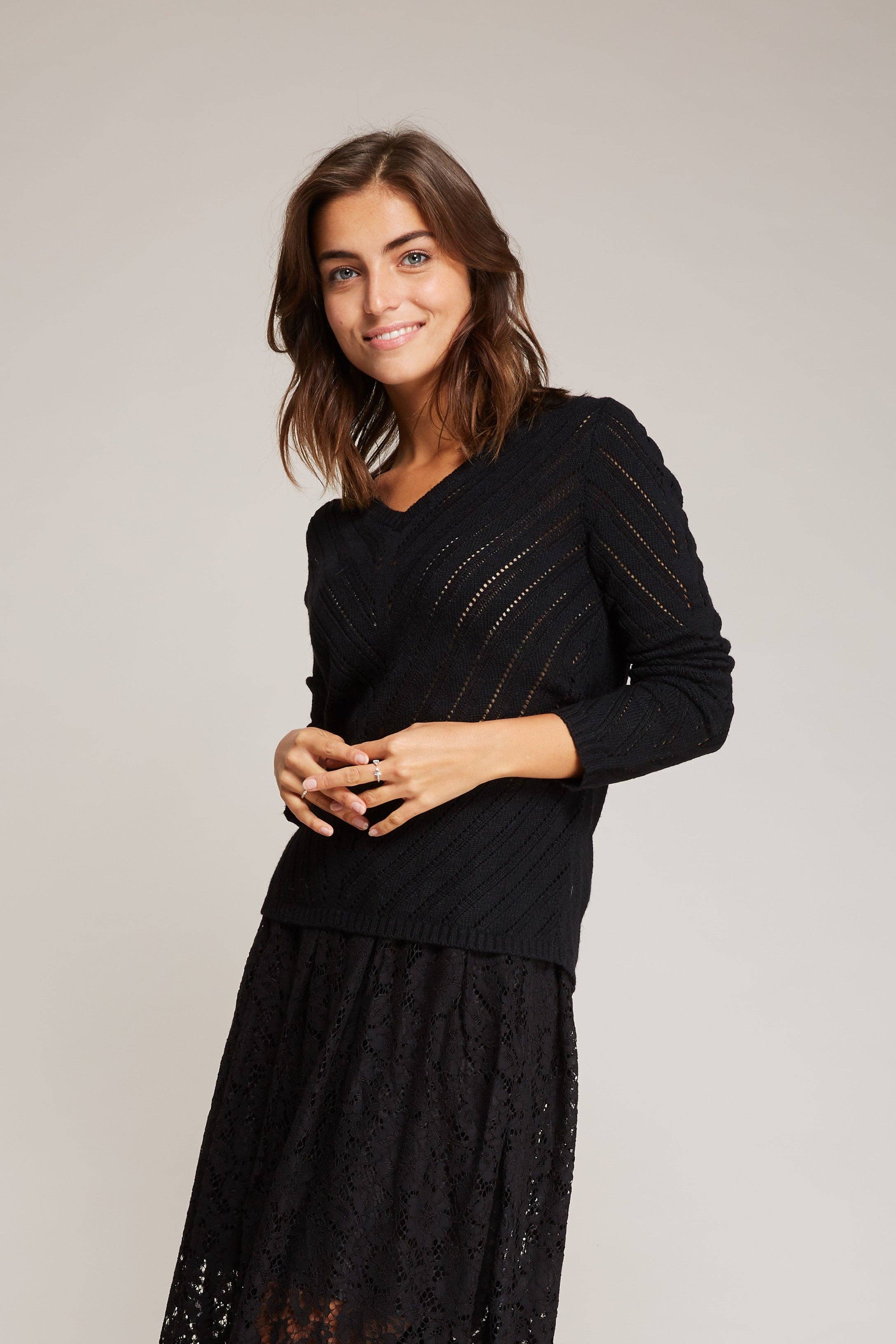 Andy & Lucy - Wholesale Knit Sweater - Women's - PYRENEE - Openwork sweater3