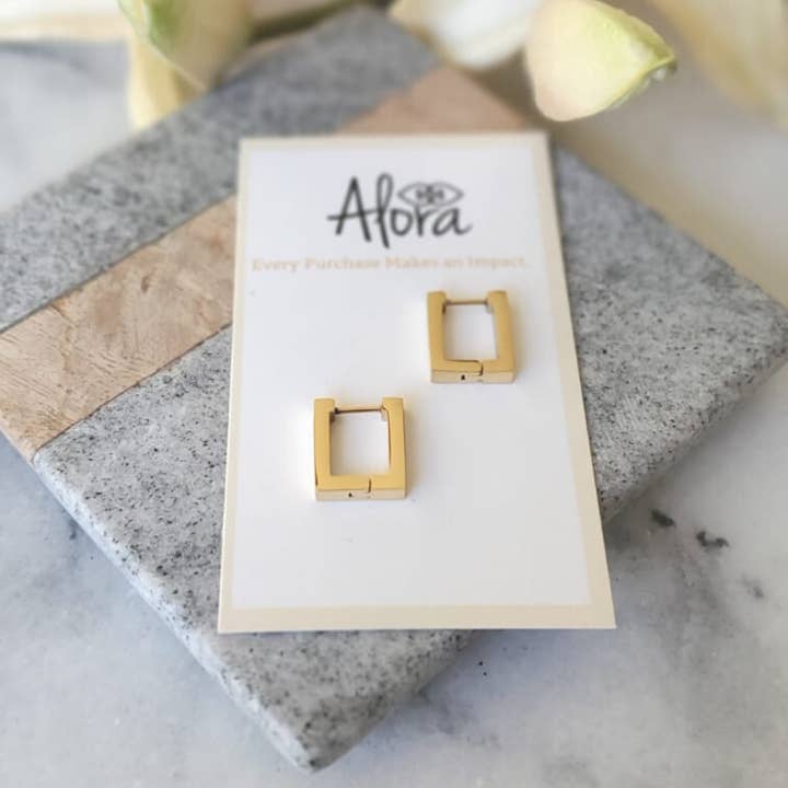 Alora Boutique Inc. - Wholesale Huggie Earrings - Kelly | Simple Rectangle Huggie Hoop Earrings