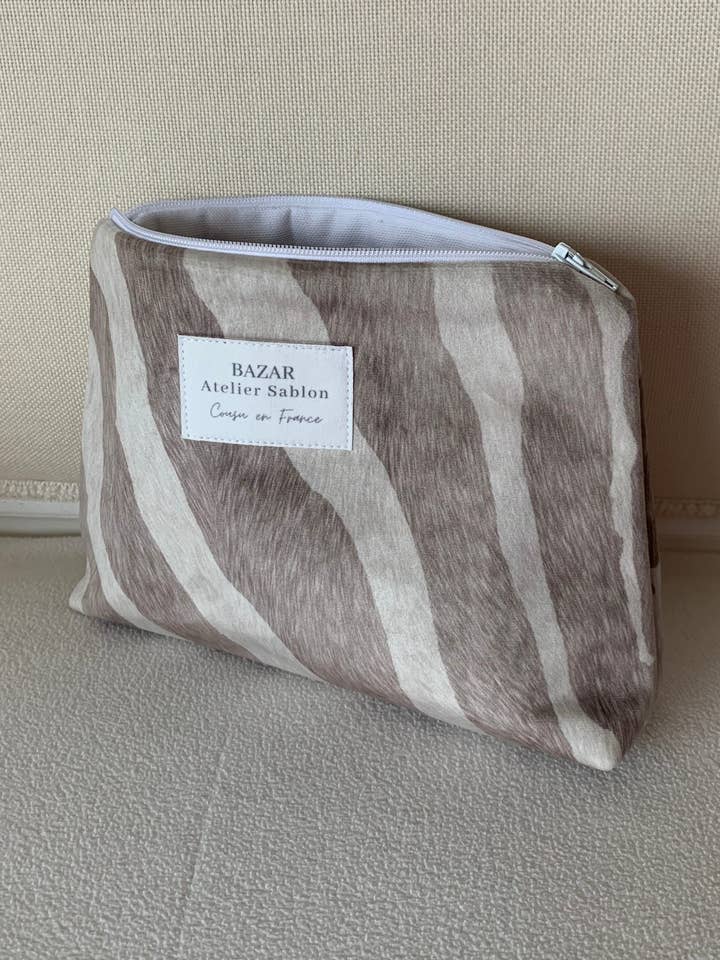 Neceser - Pile Hair Zebra Greige para venta al por mayor de Bazar Atelier Sablon