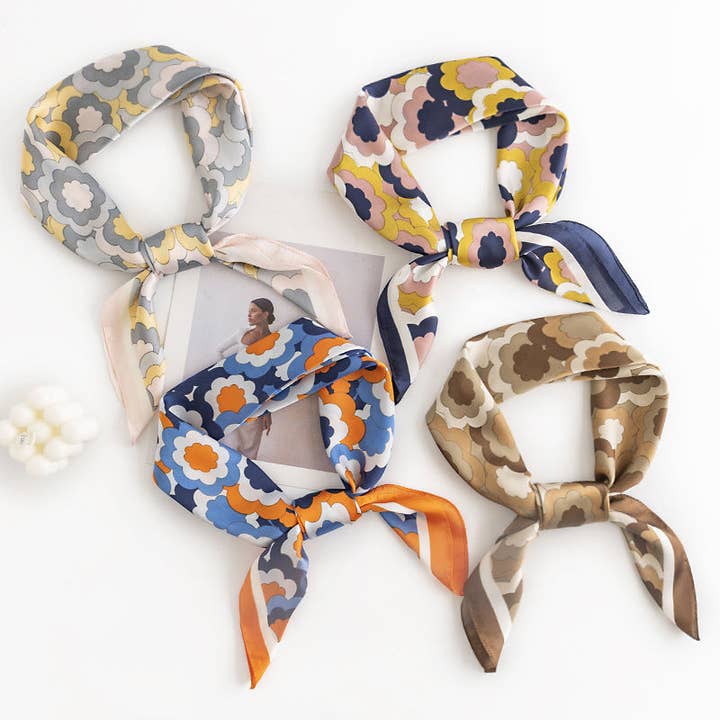 Funkyrel® Atzbranding Limited - Wholesale Scarf - Women's - Scarvii - Floral Square Scarf