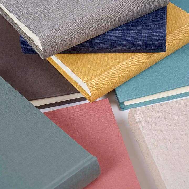 Pepa Paper Design - Wholesale Photo Album - 35x35 square ivory interior photo album9