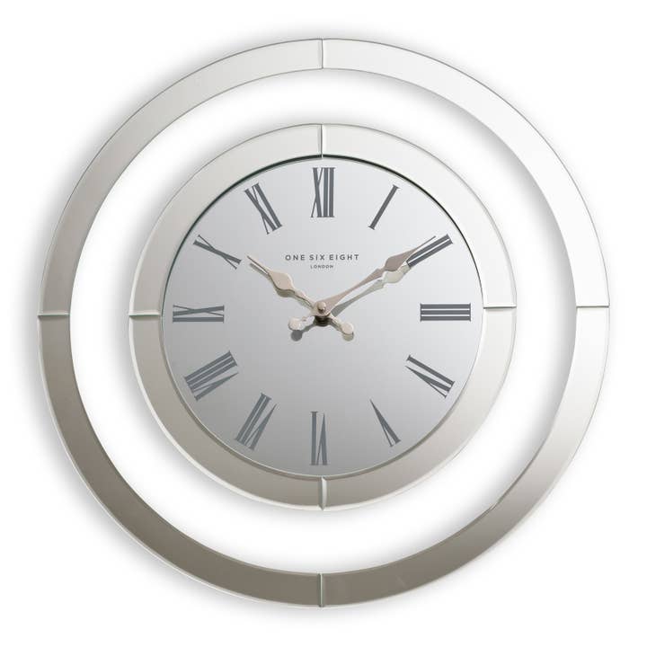 One Six Eight London by PS Home and Living – Relógio de parede por atacado – Relógio de parede de vidro Hamptons 50cm1