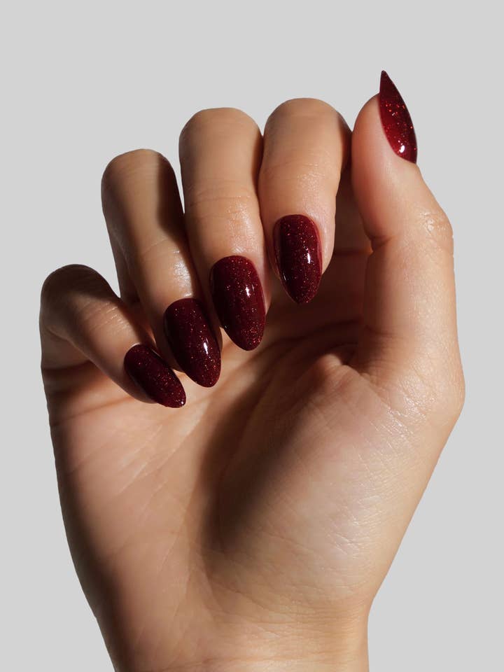 Scarlett (Short Almond) for wholesale by Celebritips