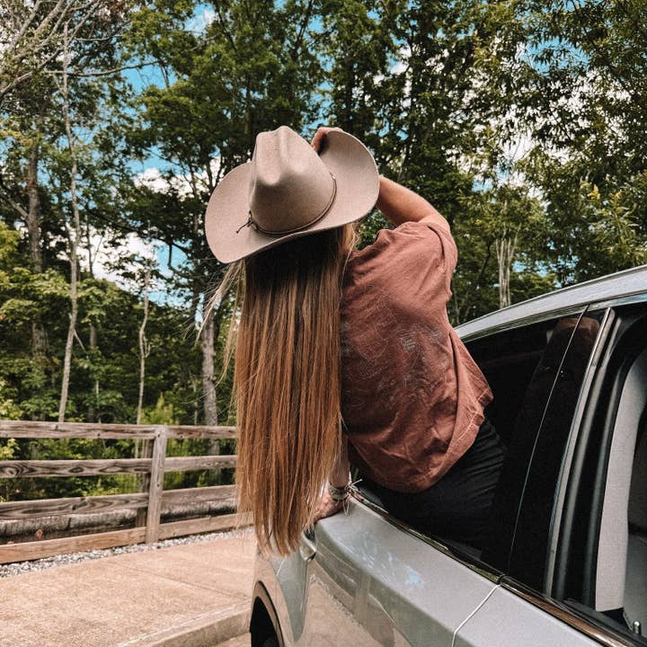 Destination: Zion, UT Crop for wholesale by KRYPTONITE