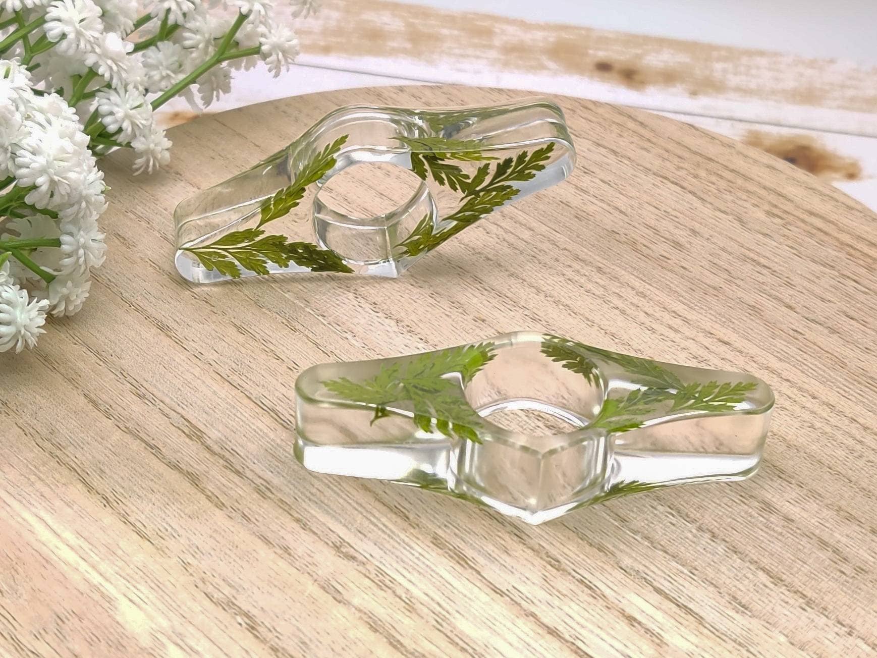 Botanically Bookish - Wholesale Boekenhouder/standaard - Paginahouder voor boeken van botanische hars van geperste planten6