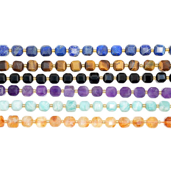 Würfelperlen mit facettierten abgerundeten Kanten 8x8 mm (6 Steine verfügbar) für den Großhandel von Foliesbijoux