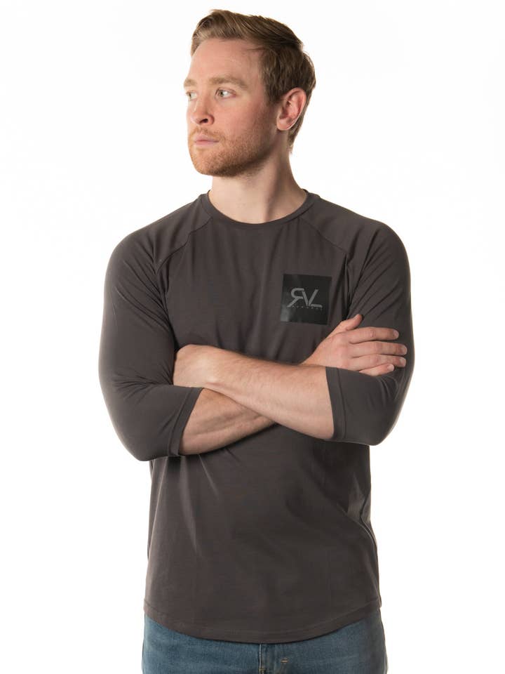 Square Up Unisex-Baseball-T-Shirt, Graphit für den Großhandel von RVL Apparel