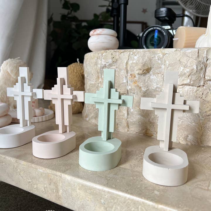 House Of Wilks - Wholesale Candle holder - Cross tea light holder, religious, prayer, holy1