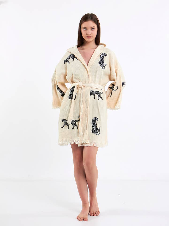 Yaz Concepts – wholesale Kimono – Women's – White Leopard Print Short Robe Animal Print Clothing Kimono