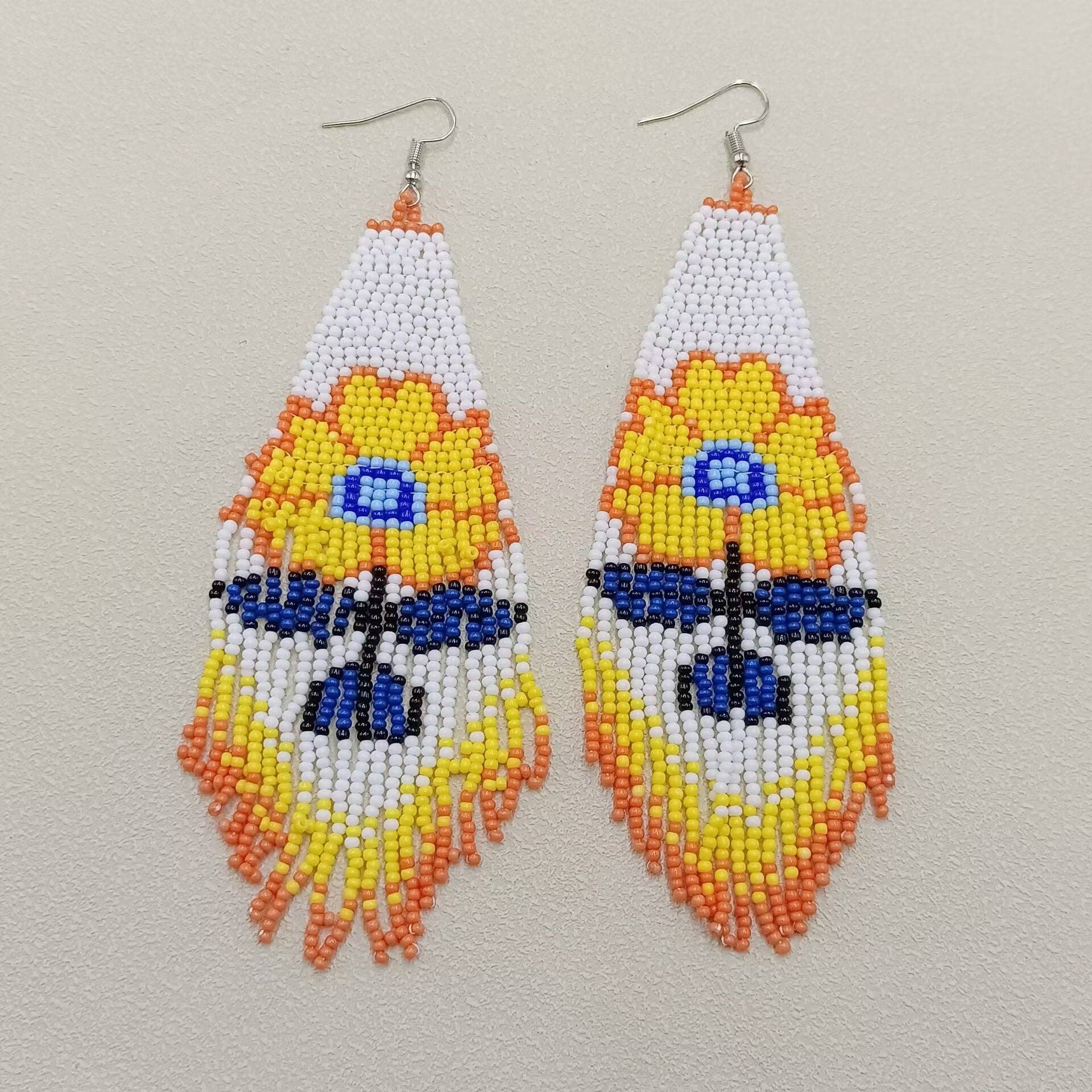 Mio Queena - Wholesale Tassel Earrings - Flower Pattern Seed Beads Fringe Earrings - SB10