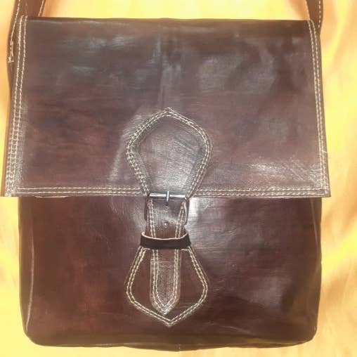 L Buckle Sport Bag for wholesale by Hecho a mano