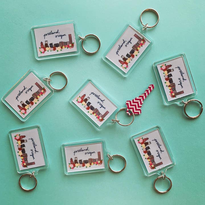 Made by Nilina - Wholesale Keychain - Unisex - Portland Keychain - Skyline Donut White Stag Oregon Souvenir2
