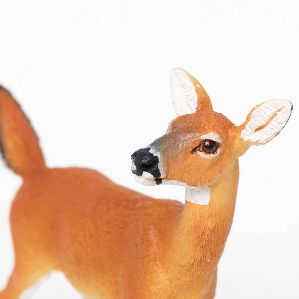 Safari Ltd. - Wholesale Figurine Toy - Kids - Whitetail Doe - 1801291
