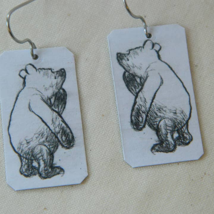 Winnie the Pooh Ohrringe Vintage-Illustrationen Pooh Bear für den Großhandel von Sarah Wood Studio
