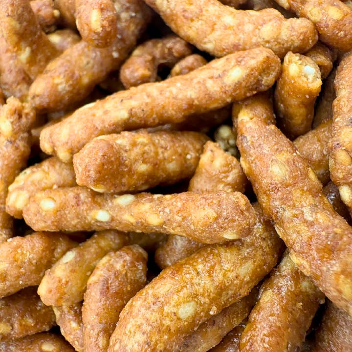 Martin's Country Store LLC - Wholesale Puffed Snack - HONEY ROASTED SESAME STICKS 13.3oz1