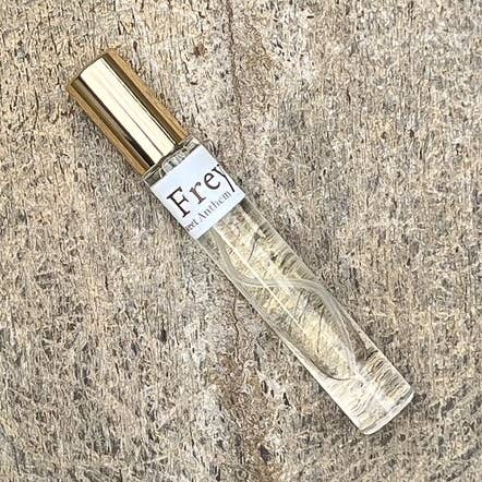 Freyja, 10ml EDP - âmbar quente, fava tonka e mirtilo por atacado de Sweet Anthem