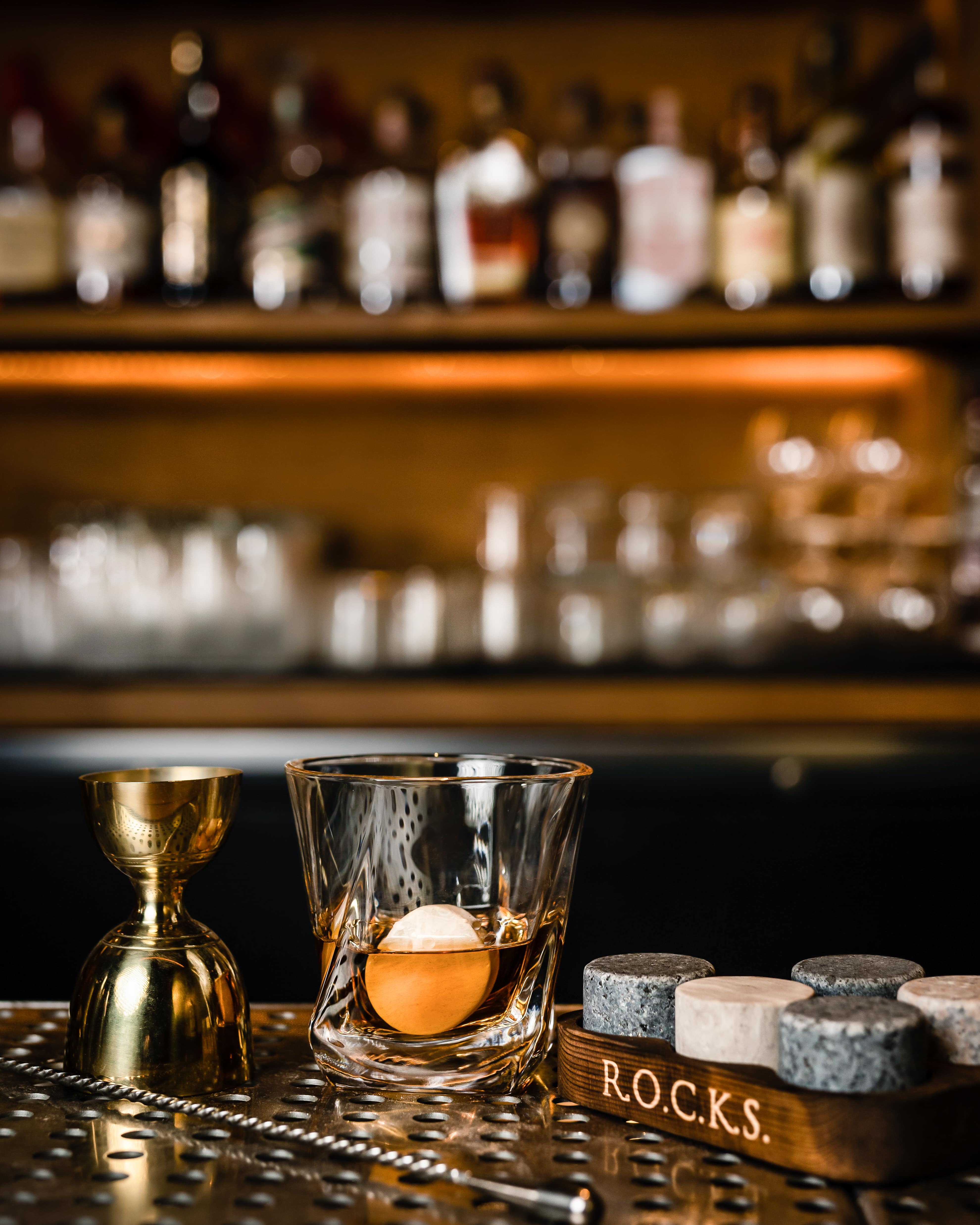 ROCKS Whiskey Chilling Stones EU – wholesale Kuber för drinkkylning – Original Rocks whiskeykylstenar i granit8