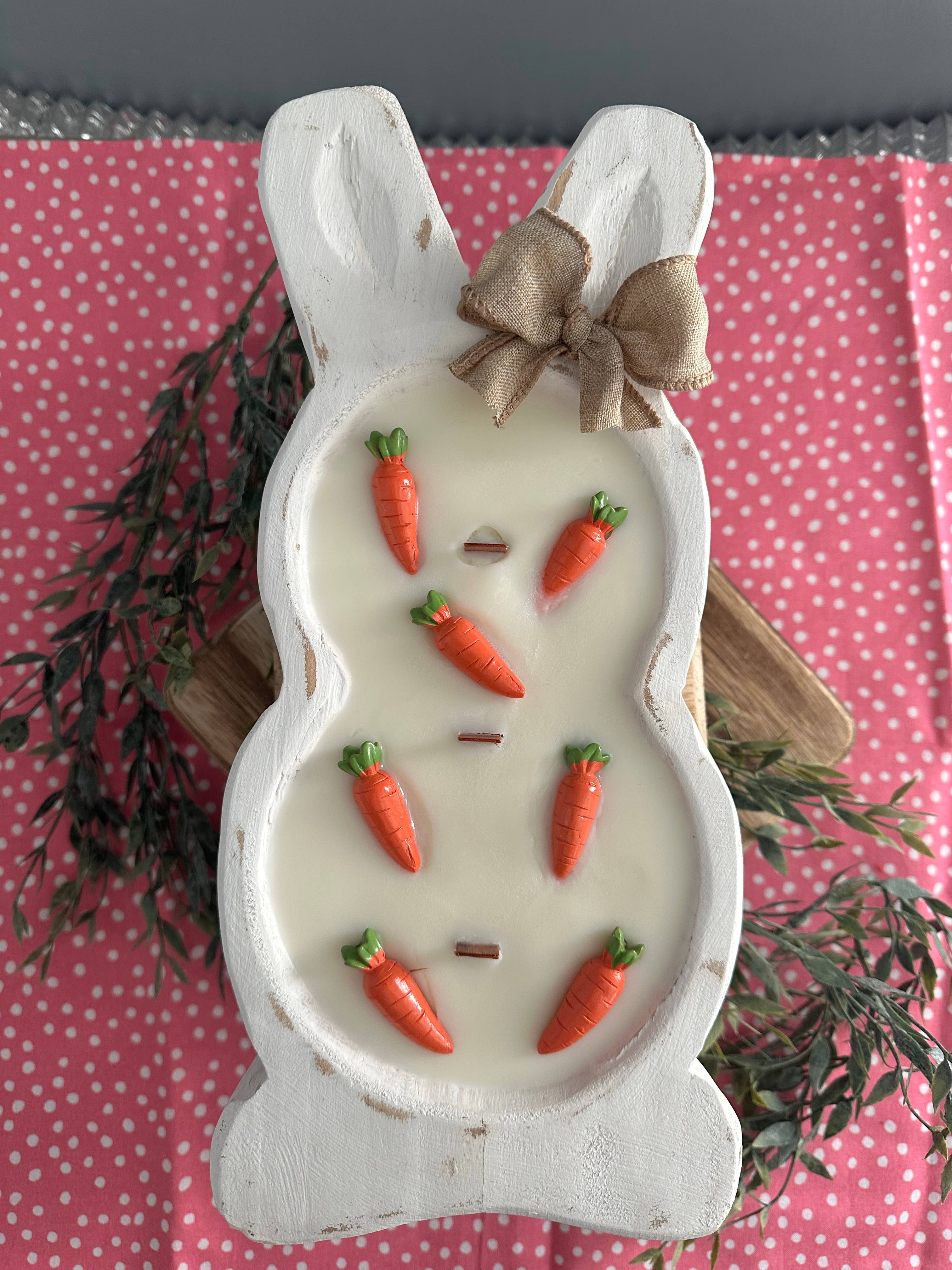 Shells Primitives/No Place Like Home - Vente Bougies originales - Grande bougie en forme de bol à pâte avec lapin et carottes1