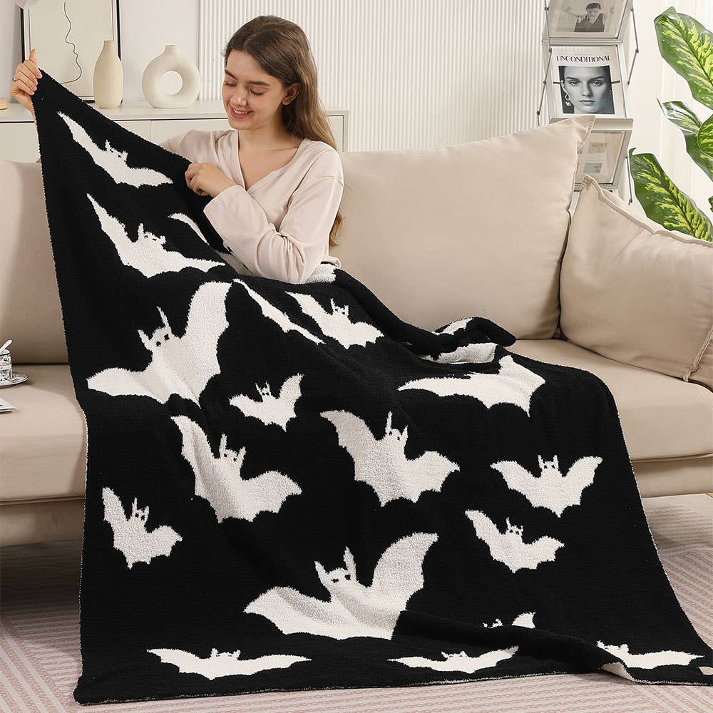 Sensibling Corp. - Wholesale Throw blanket - Halloween Bat Patterned Reversible Throw Blanket3