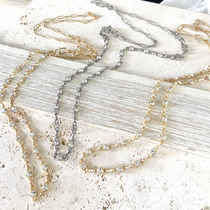 Long collier chaîne éclectique et mixte pour la vente par VB&CO Designs Handmade Jewelry