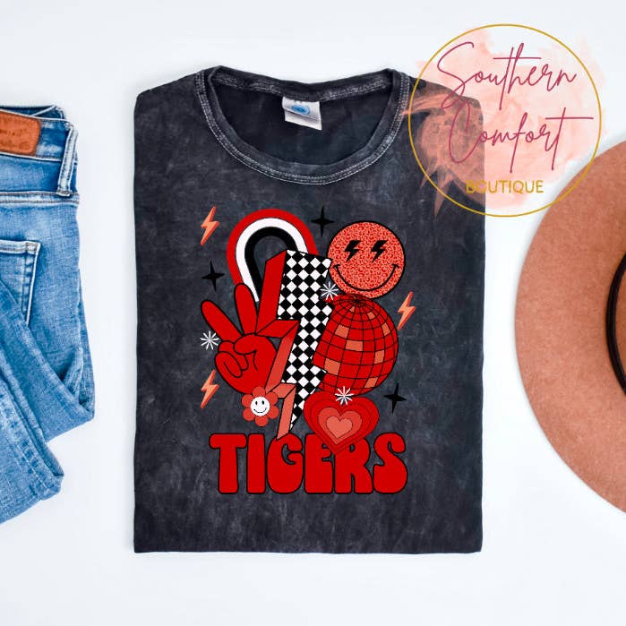 Peace Love Tigers per la vendita all'ingrosso da parte di Southern Comfort Boutique