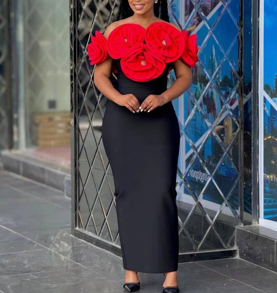 Productseeker – wholesale Klänning - Dam – DR0190 Elegant blommig bandageklänning - svartvitt13