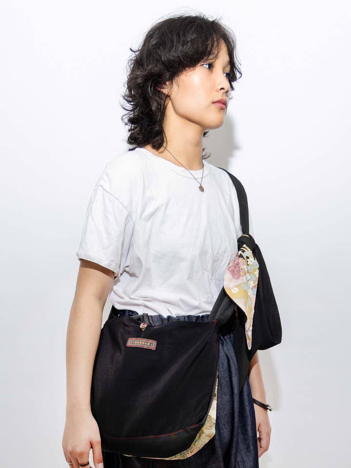 Sac Jiji pour la vente par Isaboko