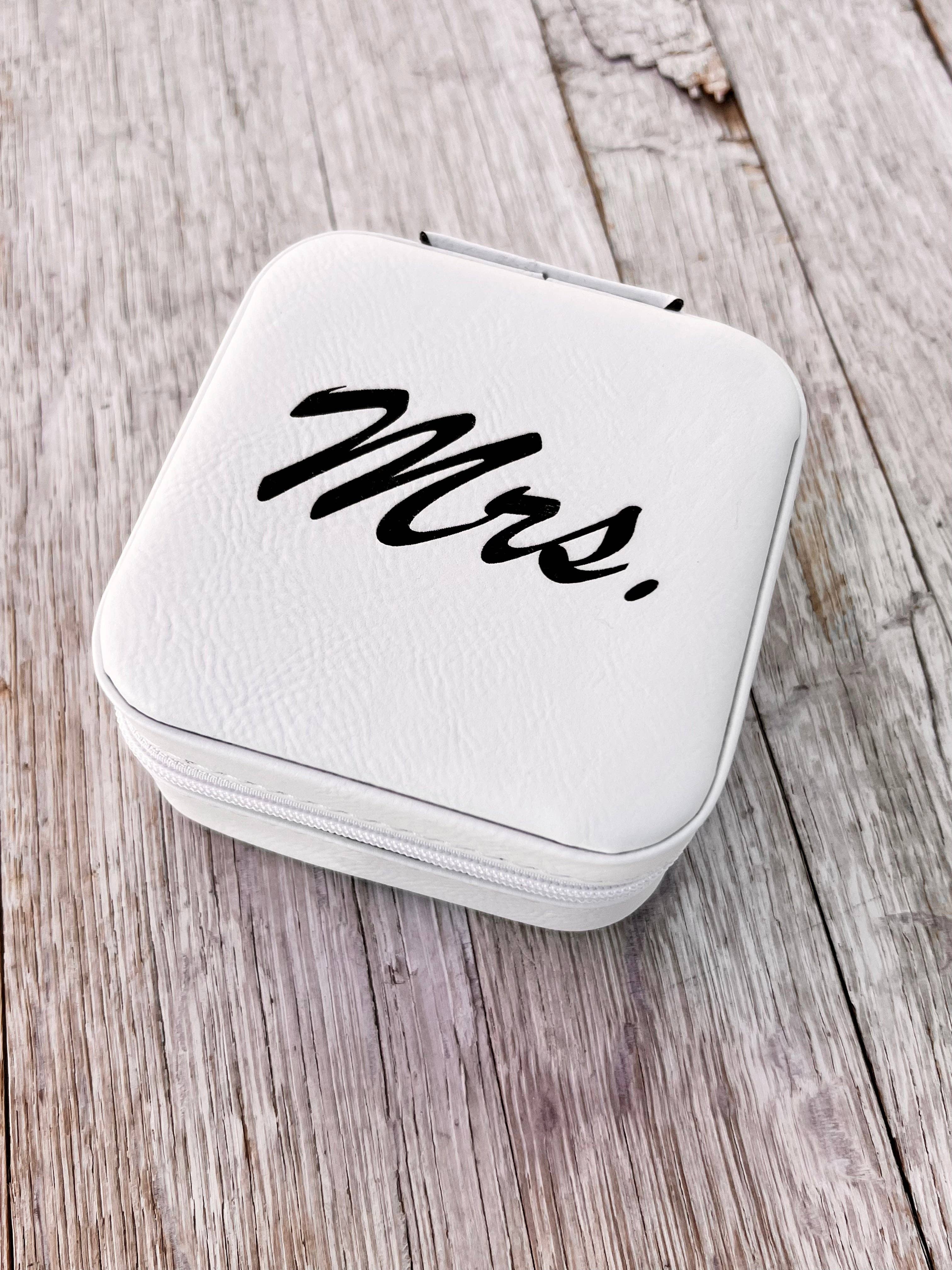 KW Custom Creations - Wholesale Jewelry Box/Organizer - Laserable Leatherette Travel Jewelry Box7