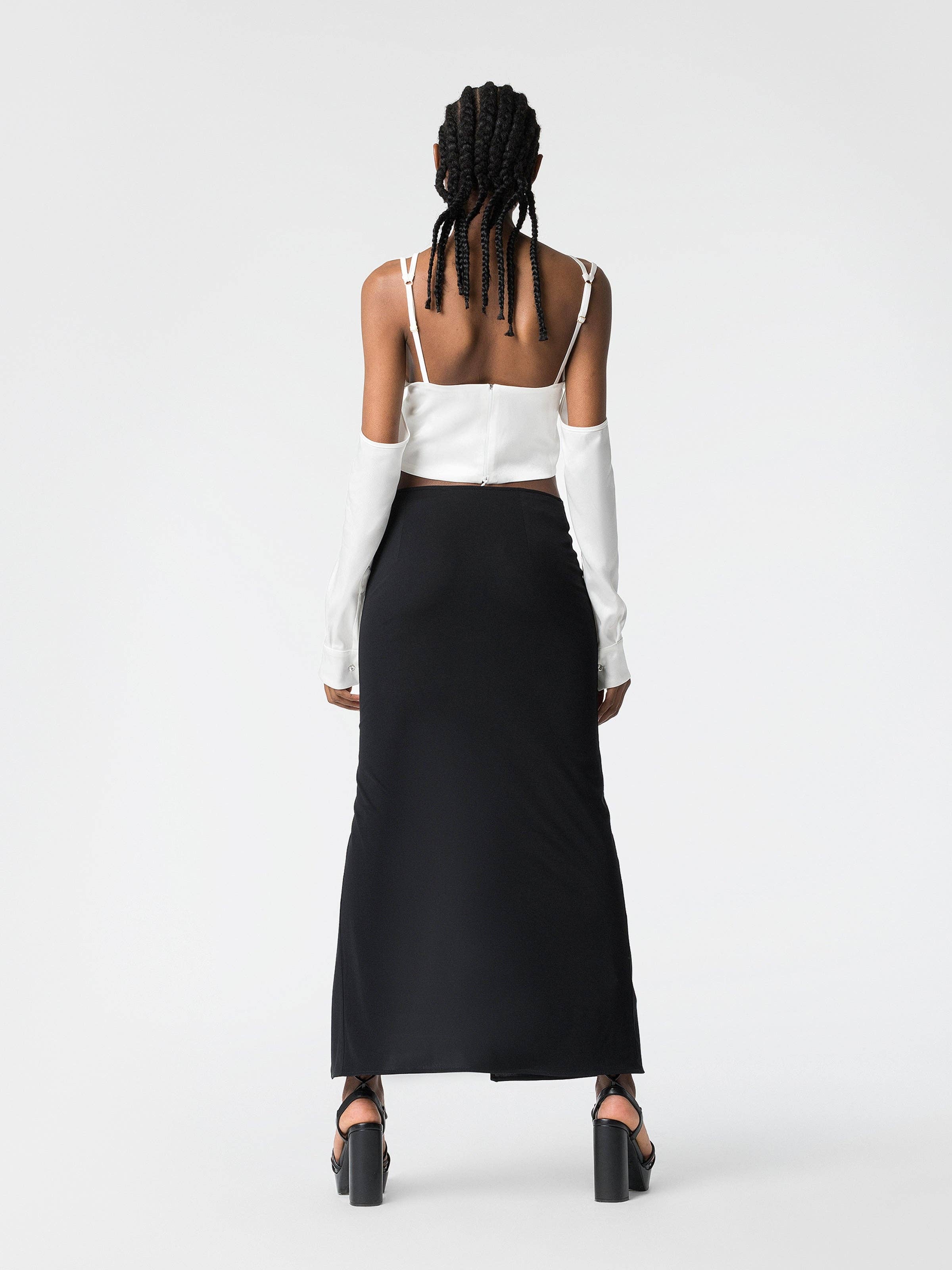 DIVALO Transylvania - Wholesale Blouse - Women's - Lille short top2