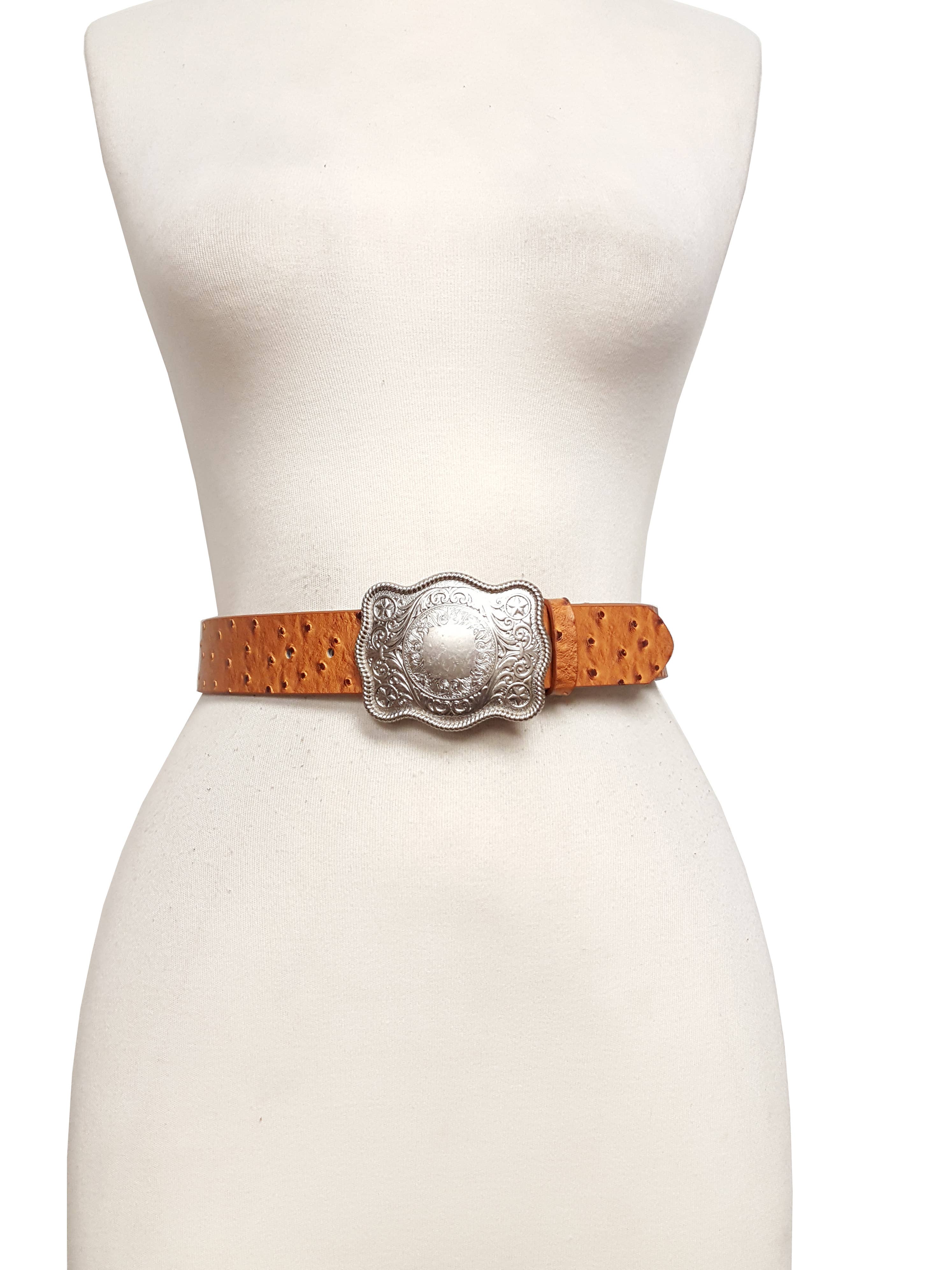 Axesoria West – wholesale Bälte - Dam – Västerländskt inspirerat spänne med strutstryckt bälte5