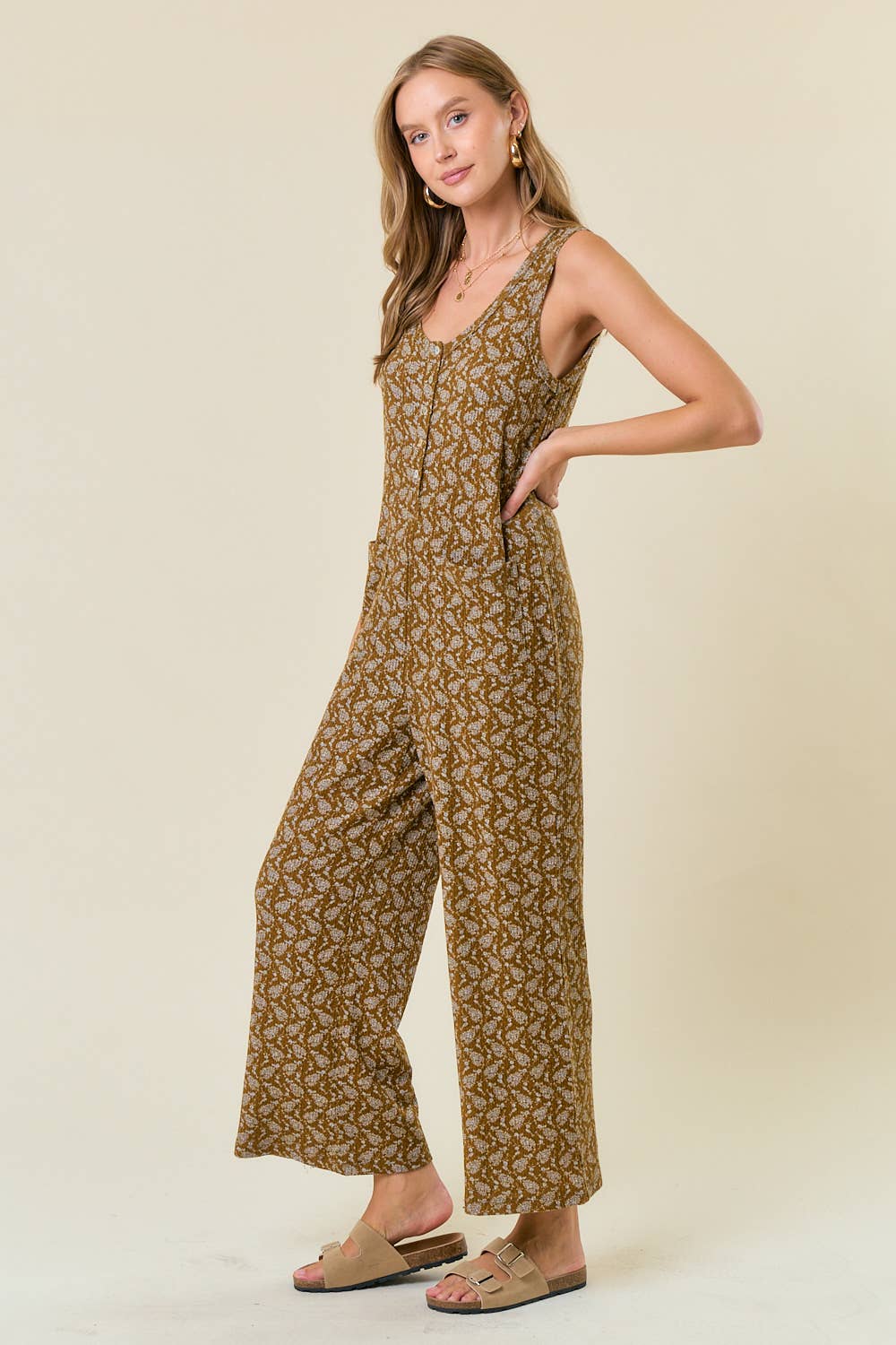 Doe and Rae - Vente Combinaison – femme - COMBINAISON BOUTONNÉE SUR LE DEVANT AVEC POCHES - 27018R-17