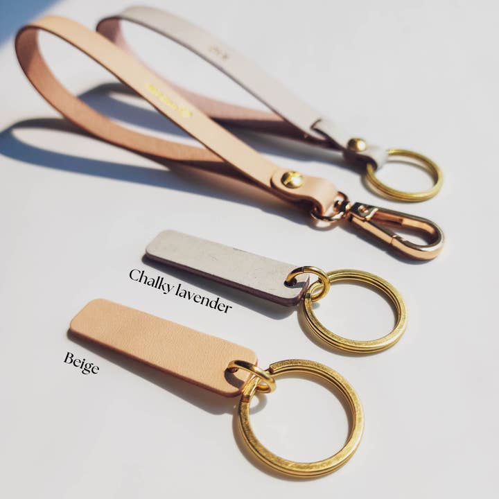 SERENIIKEY - Wholesale Keychain - Unisex - Leather Name Tag Keychain1