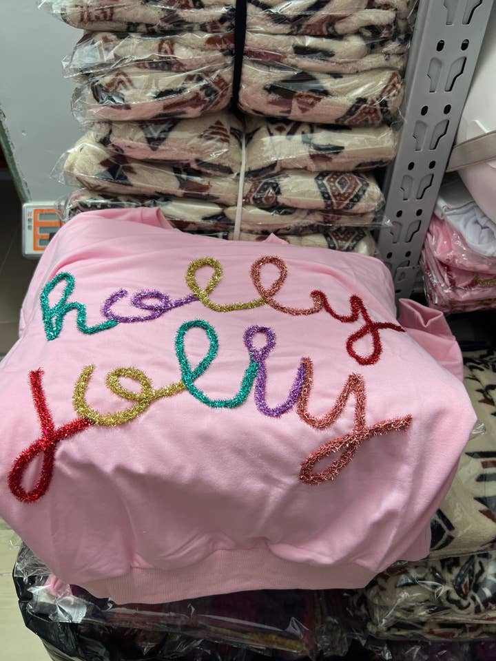 UNISHE - Wholesale Sweatshirt - Women's - Holly Jolly Christmas Pullover Sweatshirt FHB0415