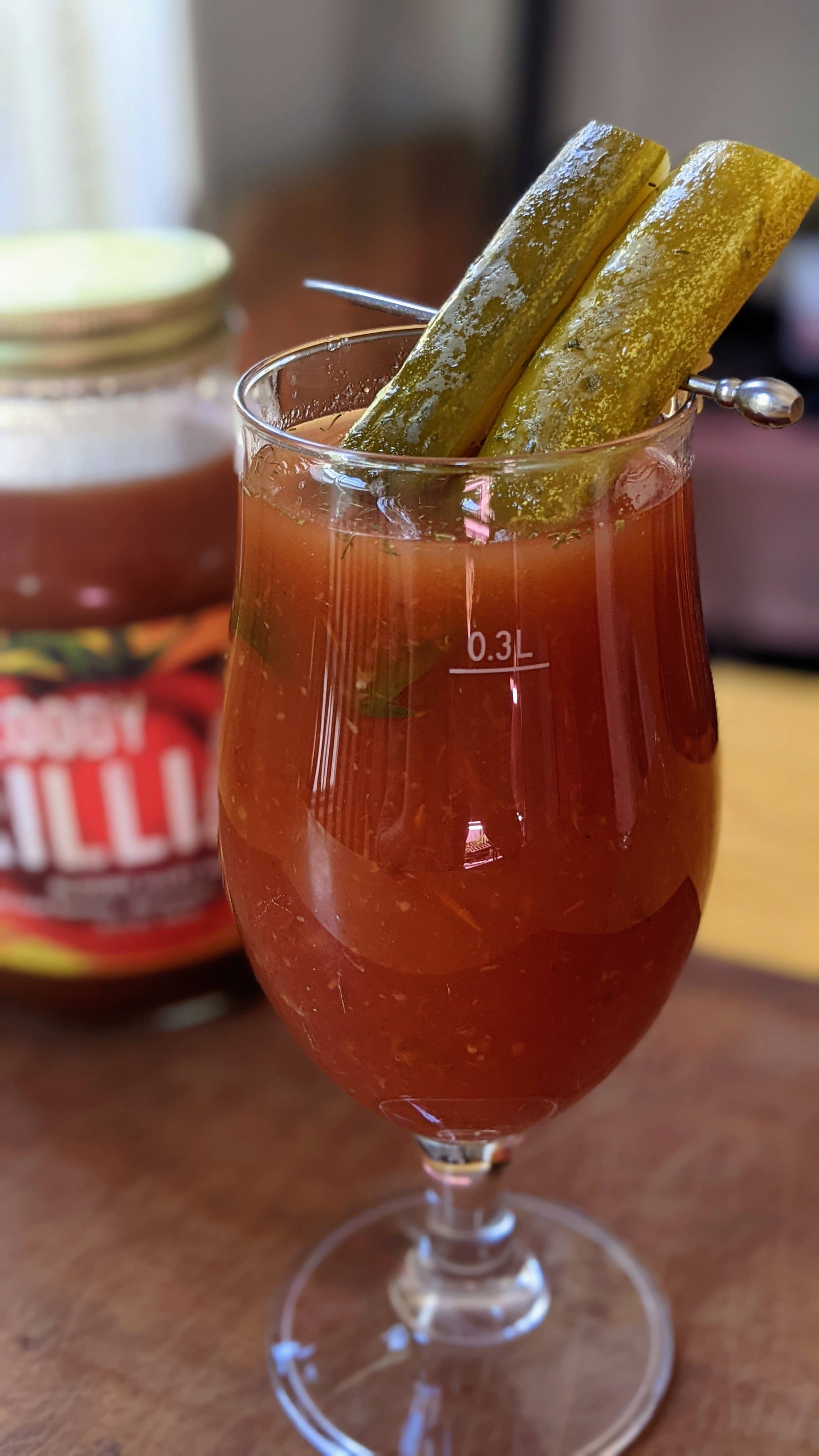 Back Pocket Provisions – Großhandel Cocktailmischung/-sirup – Blutig brillant 32 Unzen3