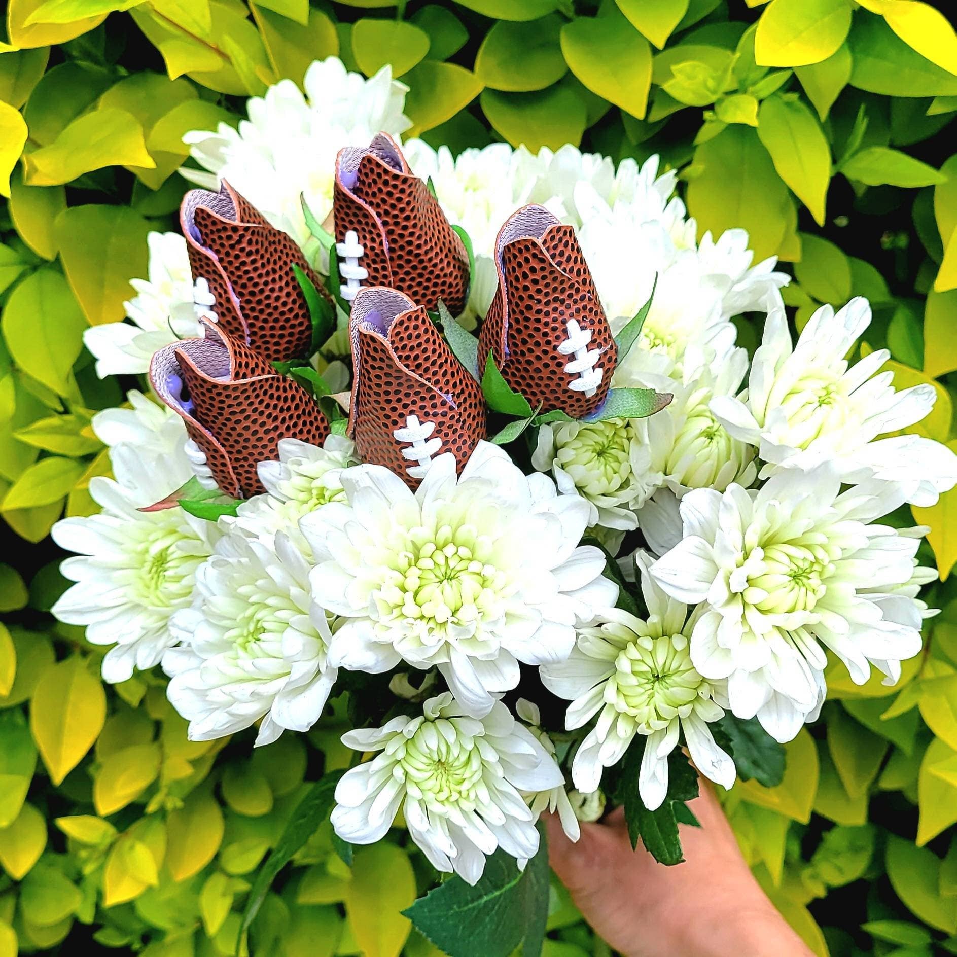 Home Run Accessories - Vendita all'ingrosso Fiori finti - Football Rose, Sport Rose, Matrimonio a tema calcistico, Pallone3