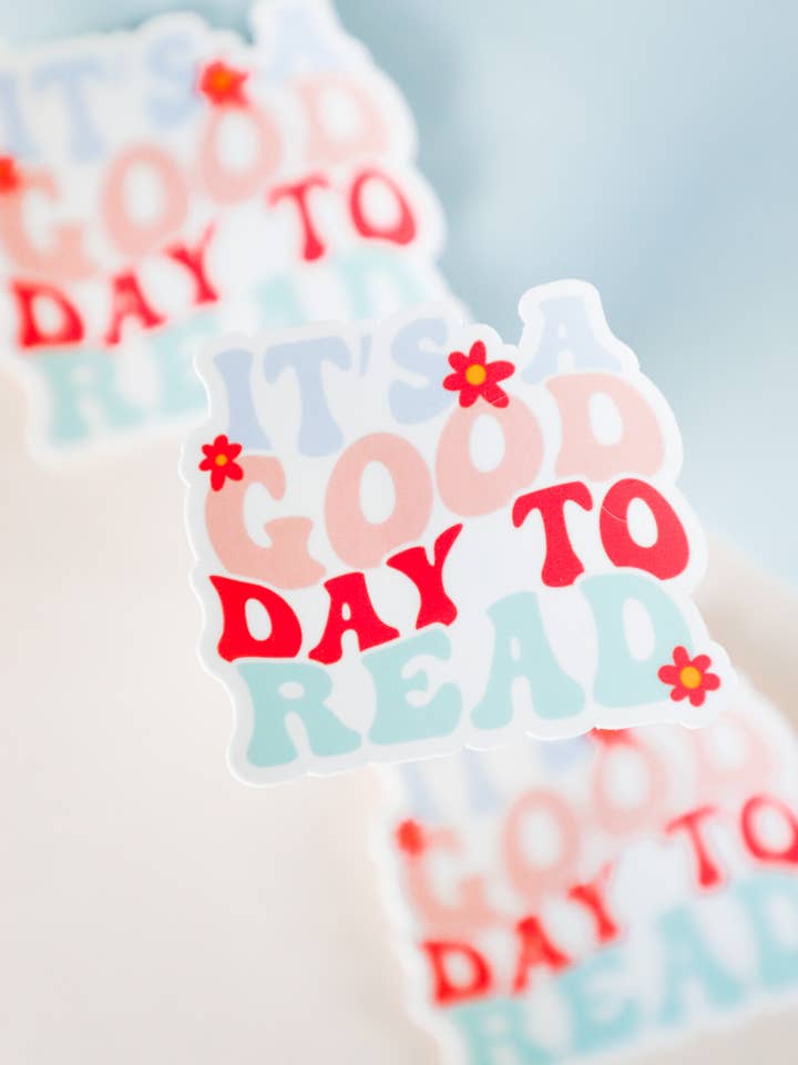 Autocollant « C'est une bonne journée pour lire » pour la vente par Furever Booked
