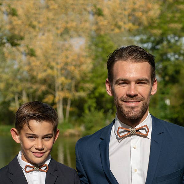 Wood&Chic - Vendita all'ingrosso Fermacravatta - Uomo - Papillon in legno Father & Son - Holly1