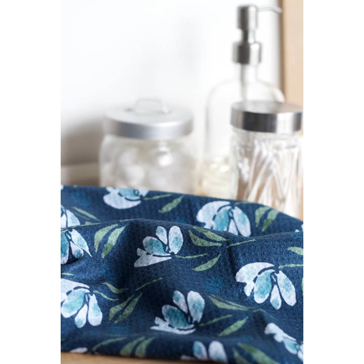 Lisee Ree Designs - Wholesale Tea Towel - Graceful Sway Microfiber Tea Towel2