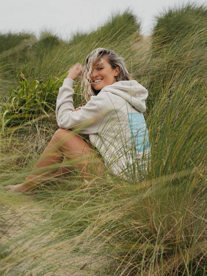 SEASICK - Wholesale Hoodie - Unisex - OCEAN PEOPLE - ORGANIC COTTON BEIGE UNISEX SURF HOODIE2