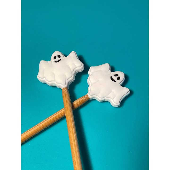 Comma Craft Co - Wholesale Knitting/Crochet Supplies - Kawaii Halloween Happy Classic Ghost Goth Gifts for Knitter