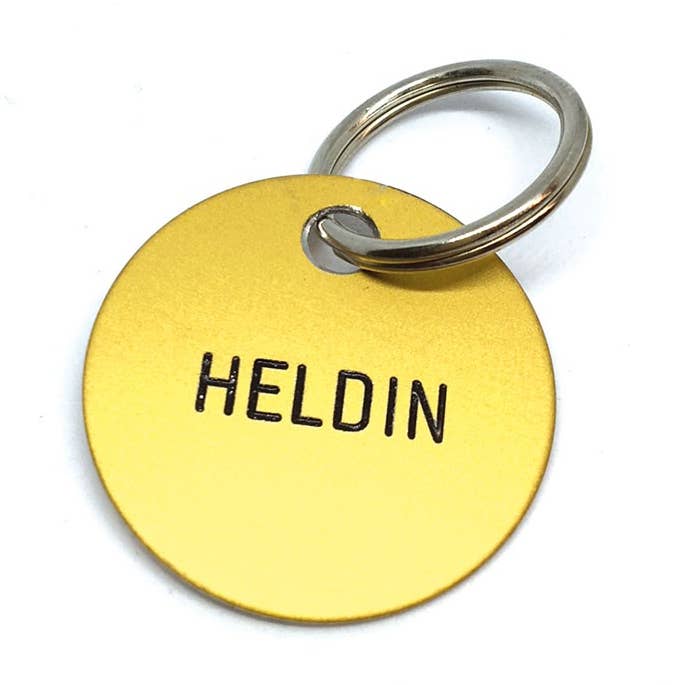 Schlüsselanhänger "Heldin" für den Großhandel von Familie von Quast