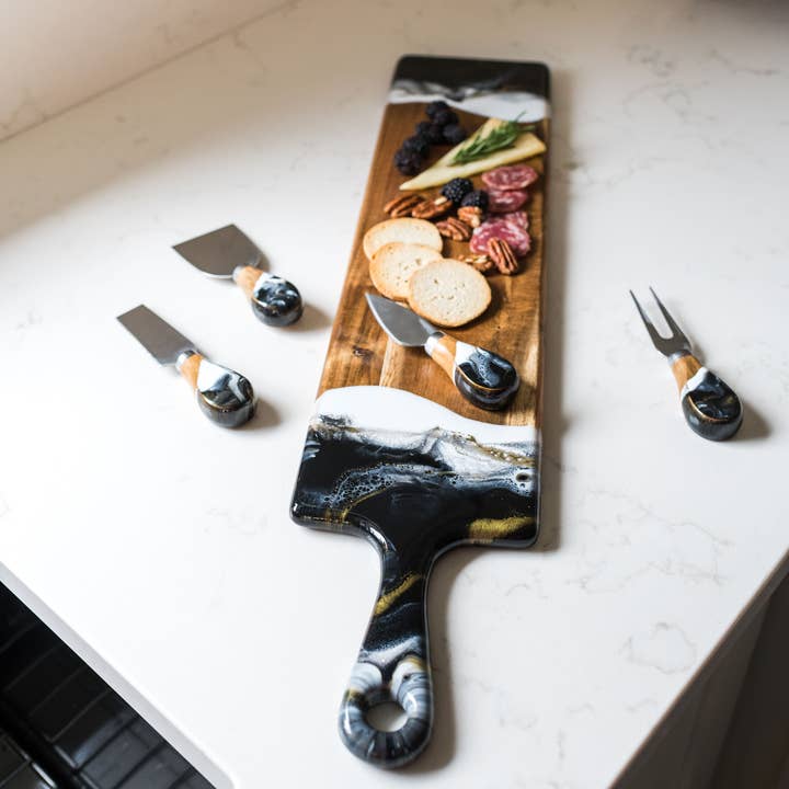 Lynn & Liana Designs - Wholesale Decorative Tray - Resin Cheese board / Charcuterie Board - Baguette 5"x24"
