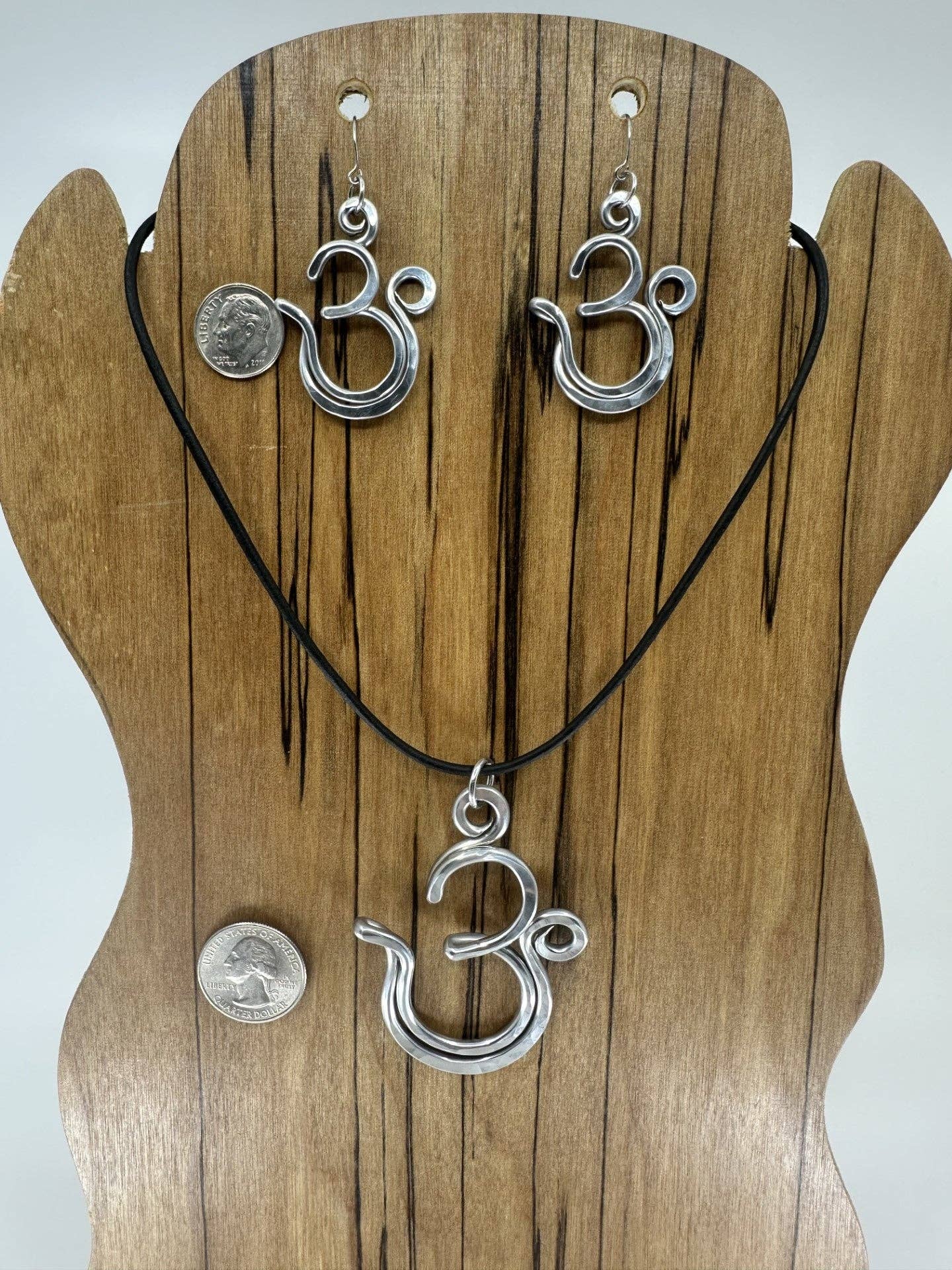 The Artist Jay - Wholesale Jewelry Set - Om - This Design signifies the unity of body, mind and spirit