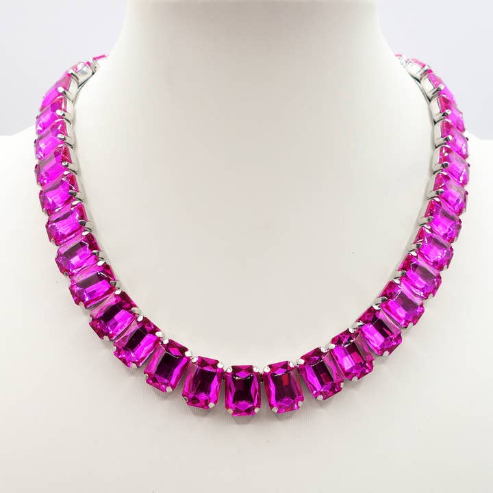 MARGOT - Collier aus Edelstahl mit facettierten Steinen für den Großhandel von Daemon srls